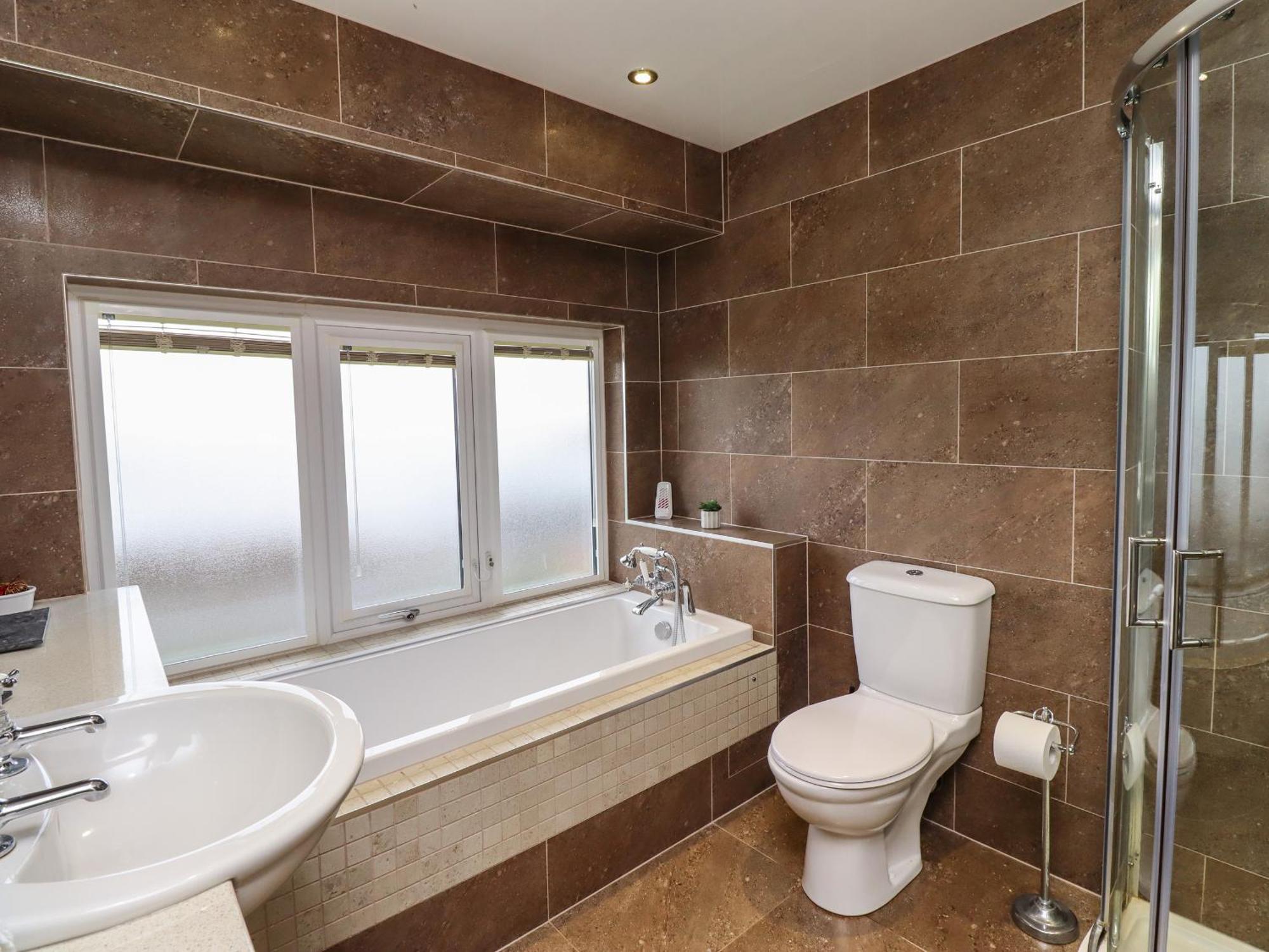 Barnacle Cove Villa Beadnell Exterior photo